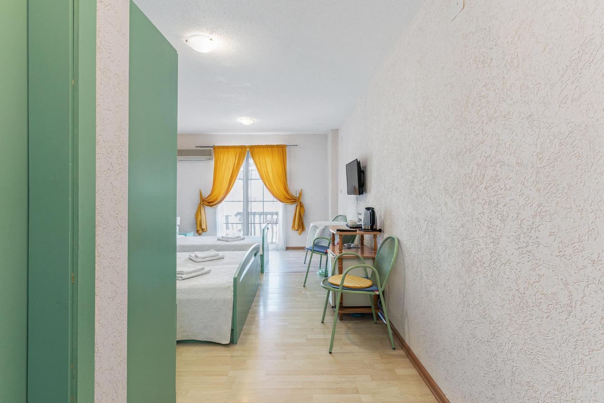 Sun Guest House ブドヴァ エクステリア 写真
