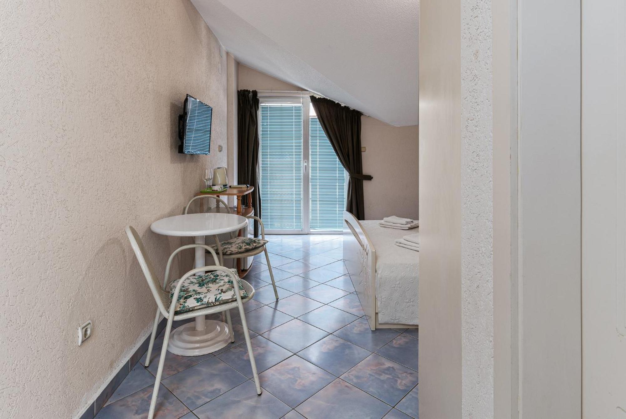 Sun Guest House ブドヴァ エクステリア 写真