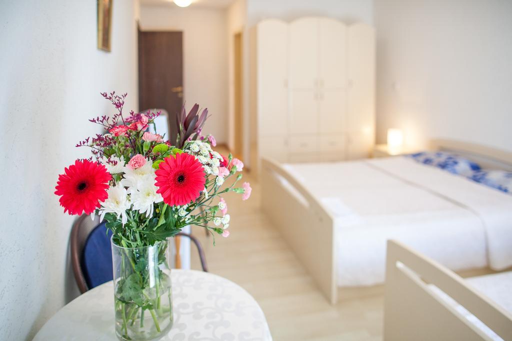 Sun Guest House ブドヴァ 部屋 写真